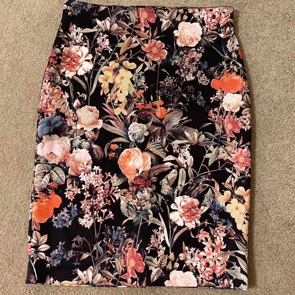 New York & Company Stretch Patterned Pencil Skirt, Large